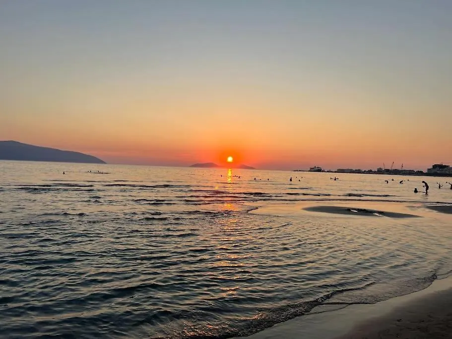 Juri Apartament Lungomare Wlora