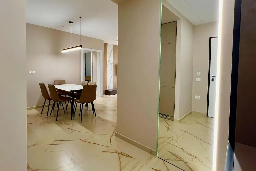 Juri Apartament Lungomare Wlora